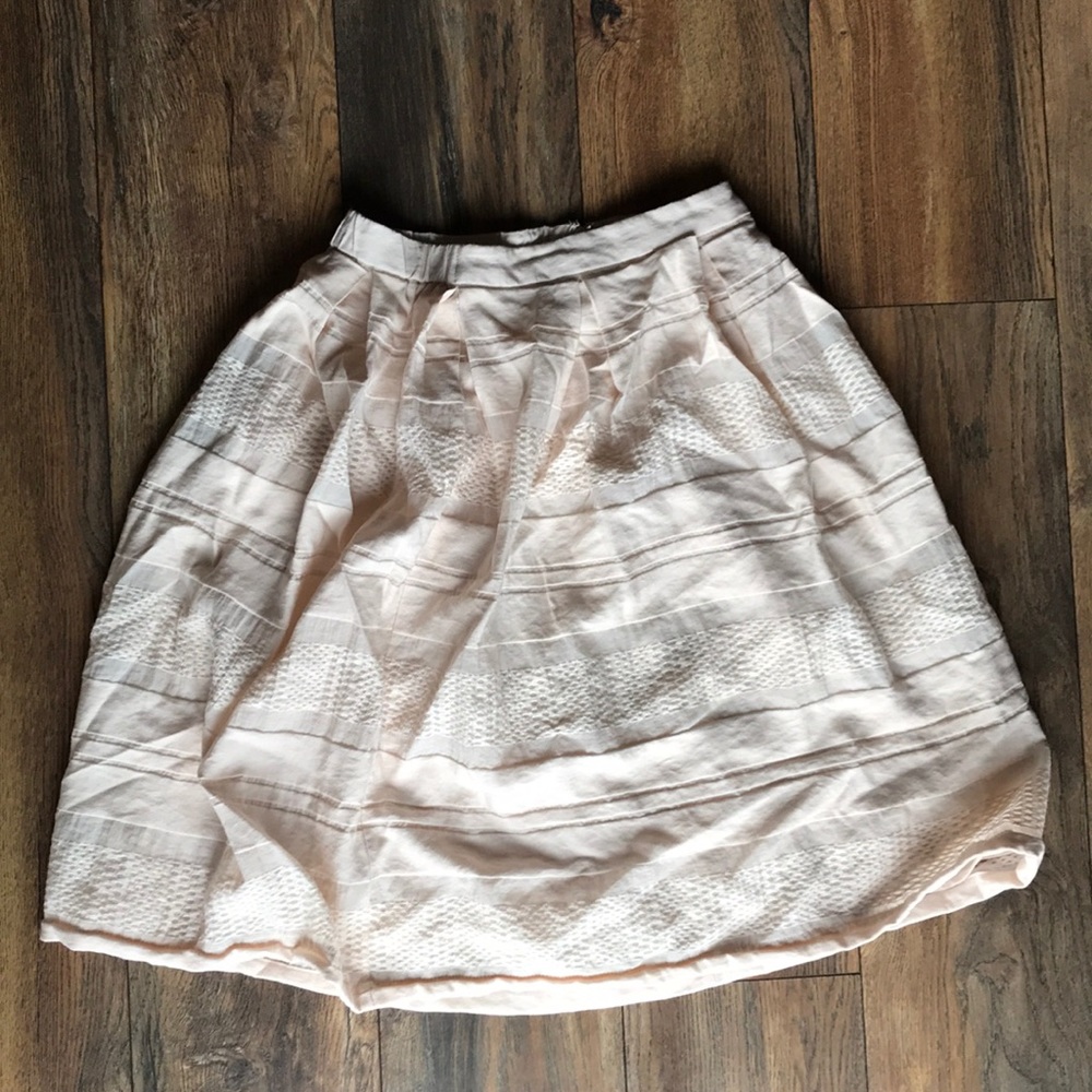 Forever 21 knee length skirt blush pink size M.